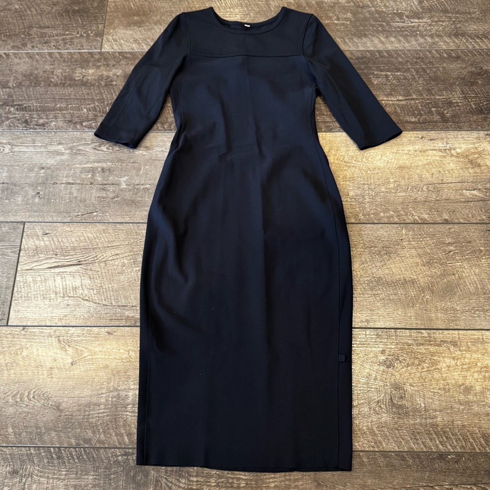 Lululemon Out Of This World Dress Midi Half Sleeve Bodycon Black Dress Size 4-6 - Picture 2 of 6